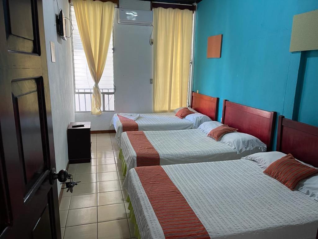 Hotel Villa Margarita Flores Dış mekan fotoğraf