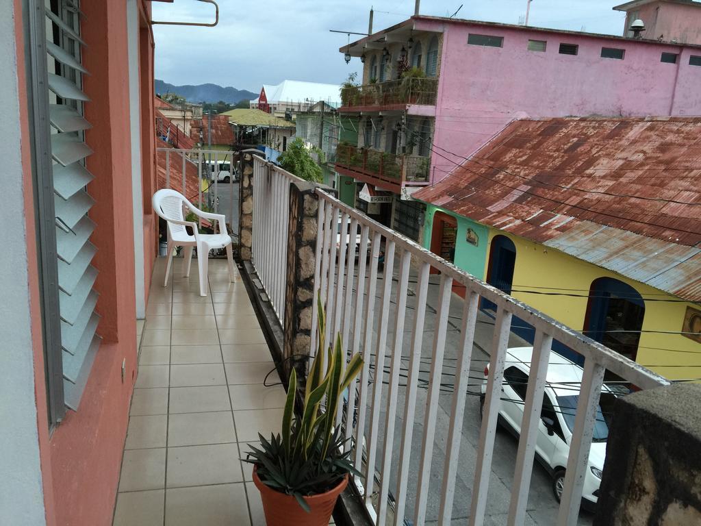 Hotel Villa Margarita Flores Dış mekan fotoğraf